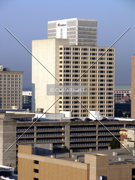 Photo 160-294-618