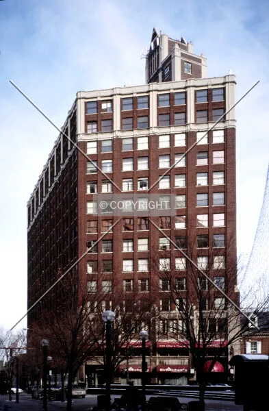 Photo 160-409-335