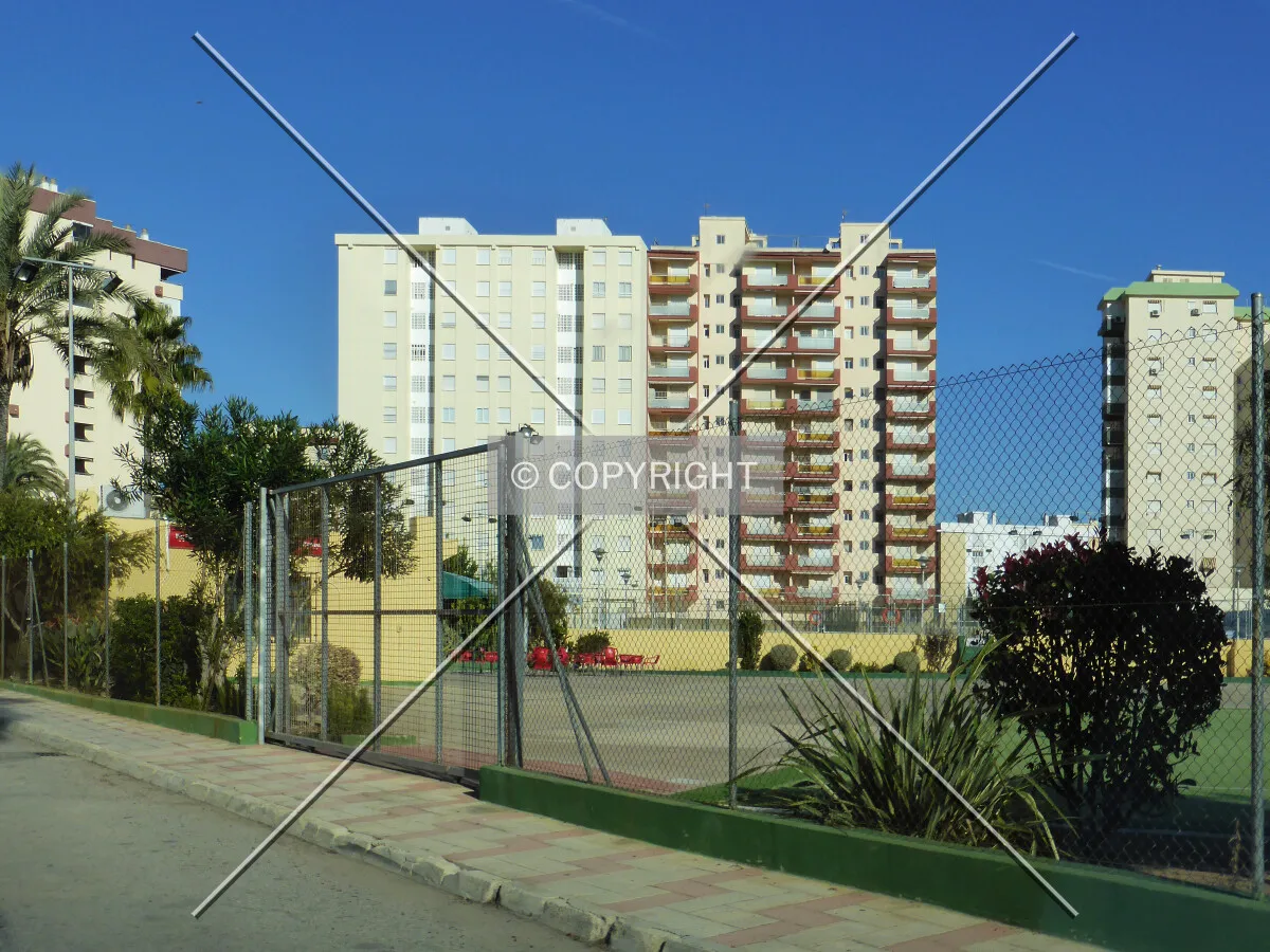 Photo 160-627-019