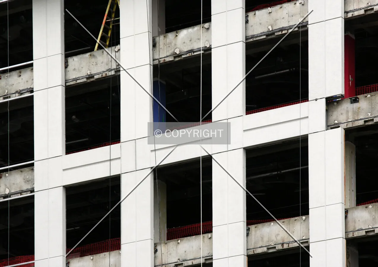 Facade installation on the western side