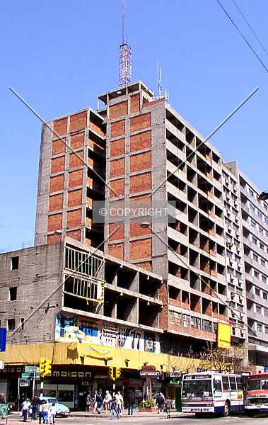 Photo 161-017-651
