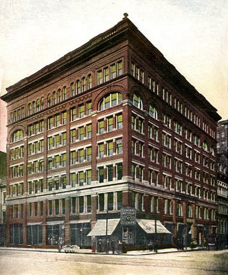 Vintage view before vertical addition