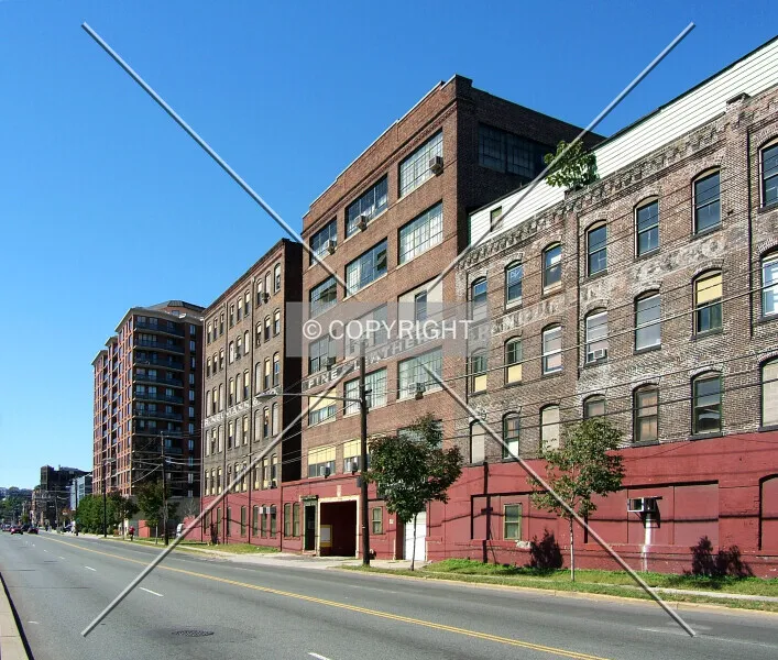 Photo 161-219-047