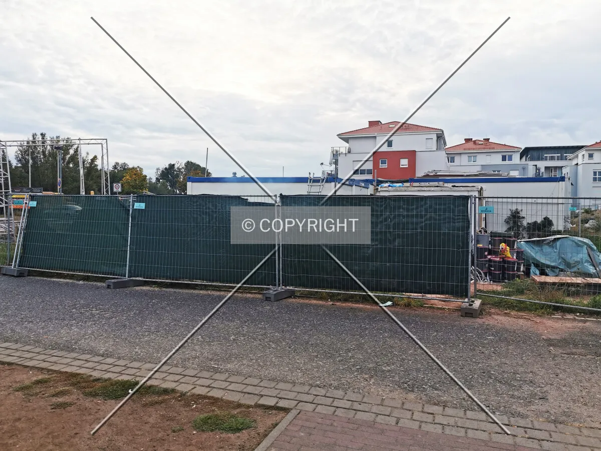 Construction workers live in these containers