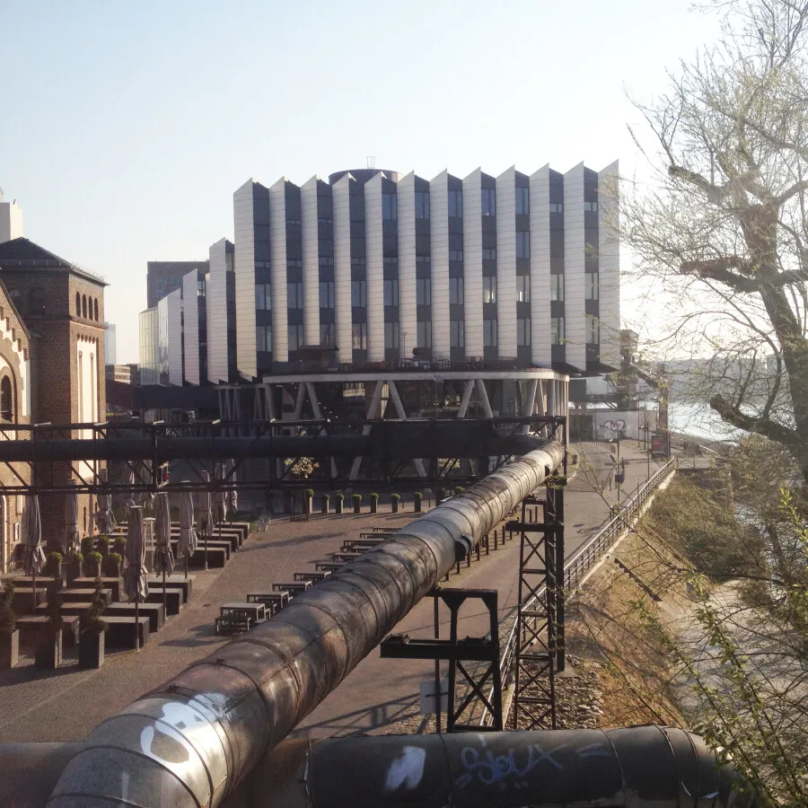 Photo 161-757-421