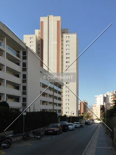 Photo 016-232-933