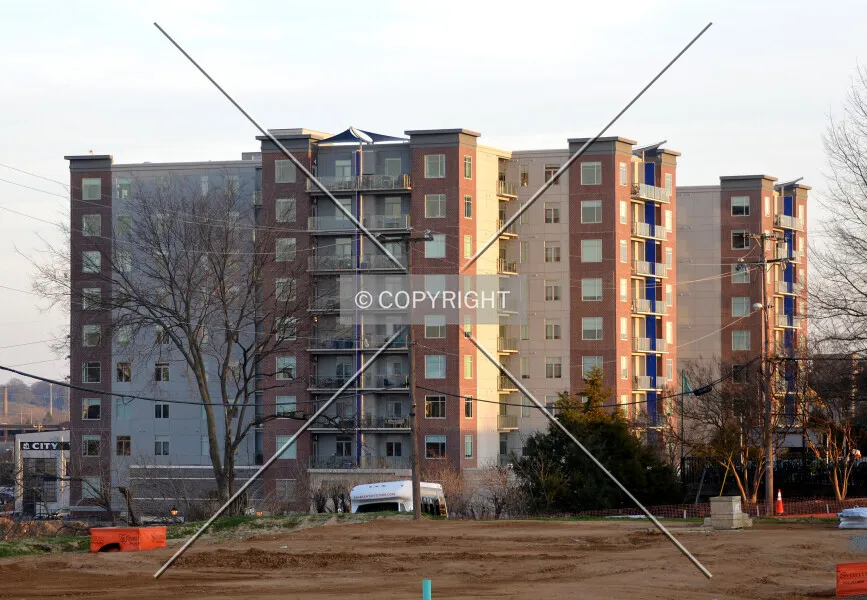 Photo 162-416-675
