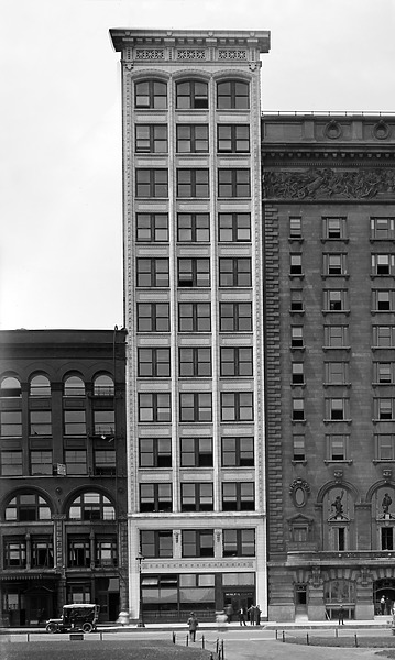 Photo 162-673-998