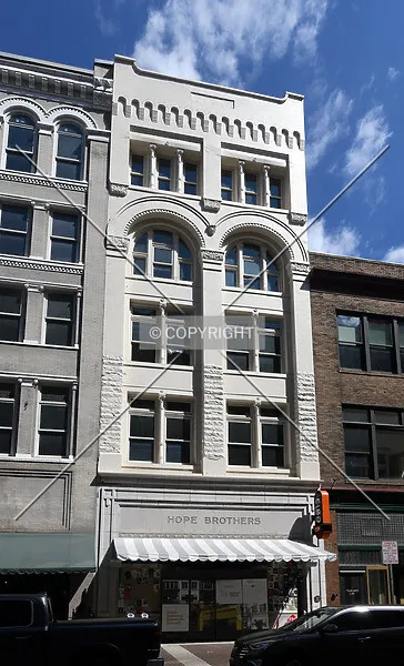Photo 162-860-987