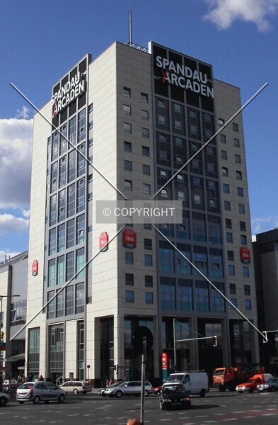 Photo 162-974-572