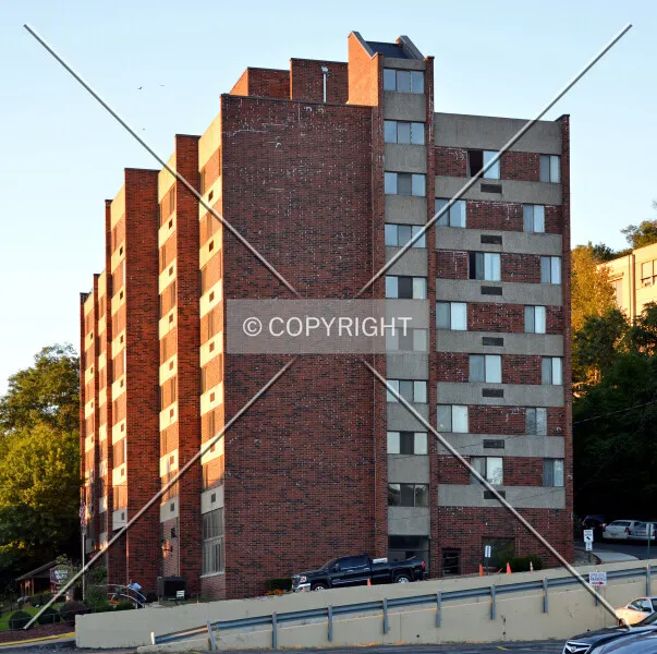 Photo 016-393-561
