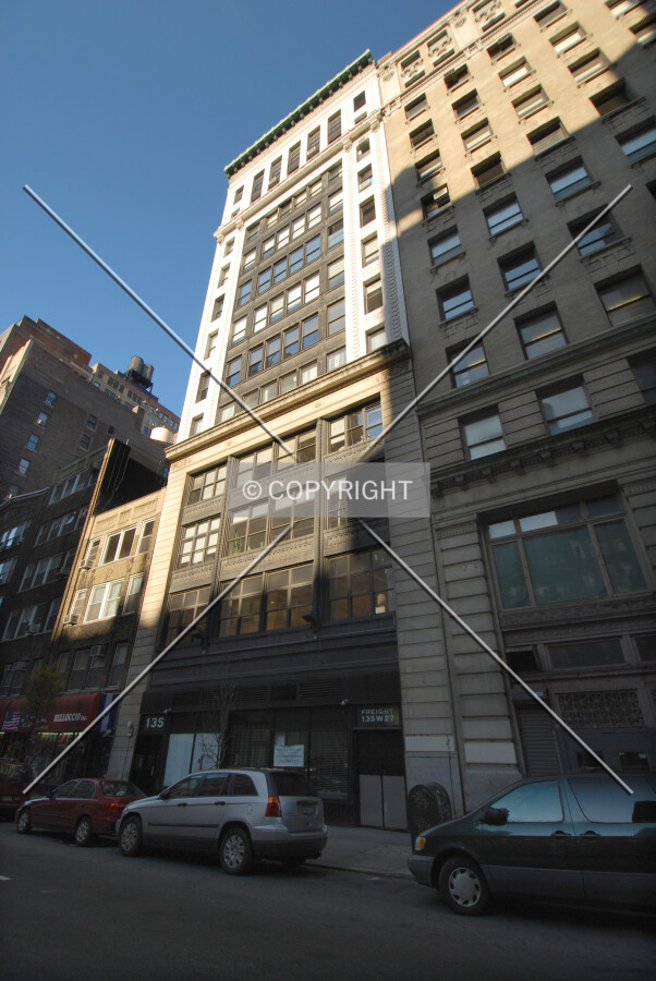 Photo 164-019-799