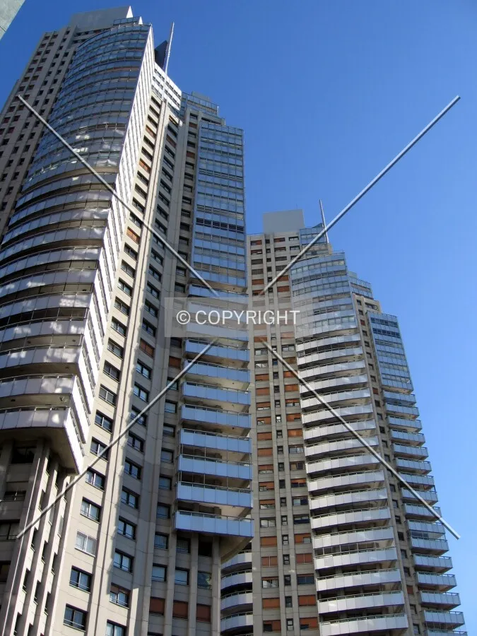 Photo 164-261-889