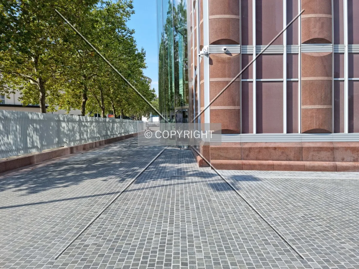 Photo 164-990-719
