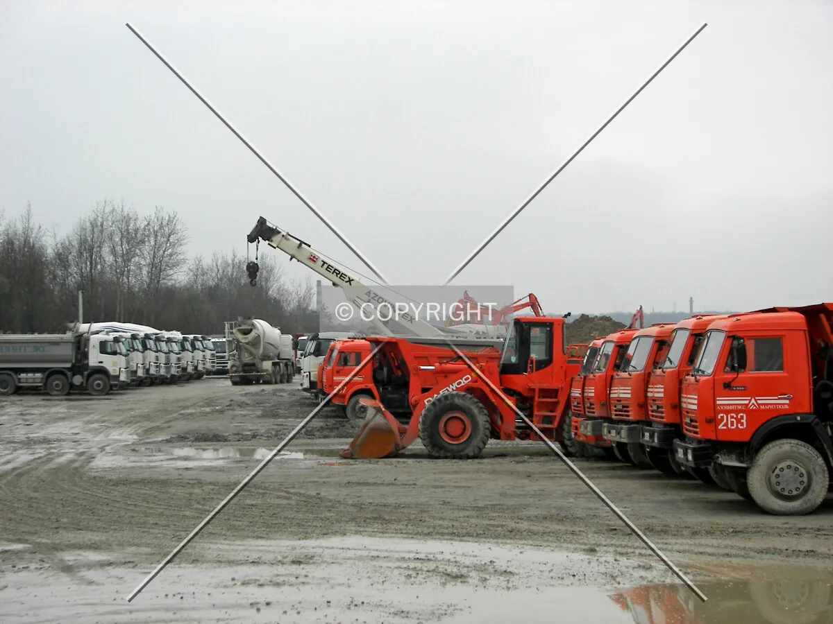 Building machinery at the construction site