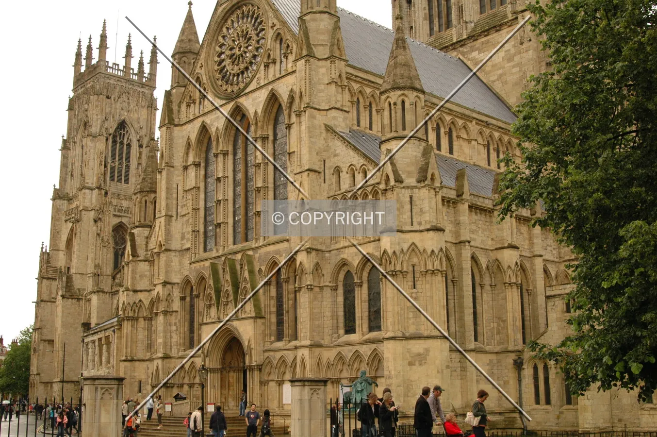 Side entrance and south transept facade