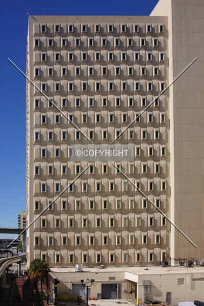 Photo 166-496-296