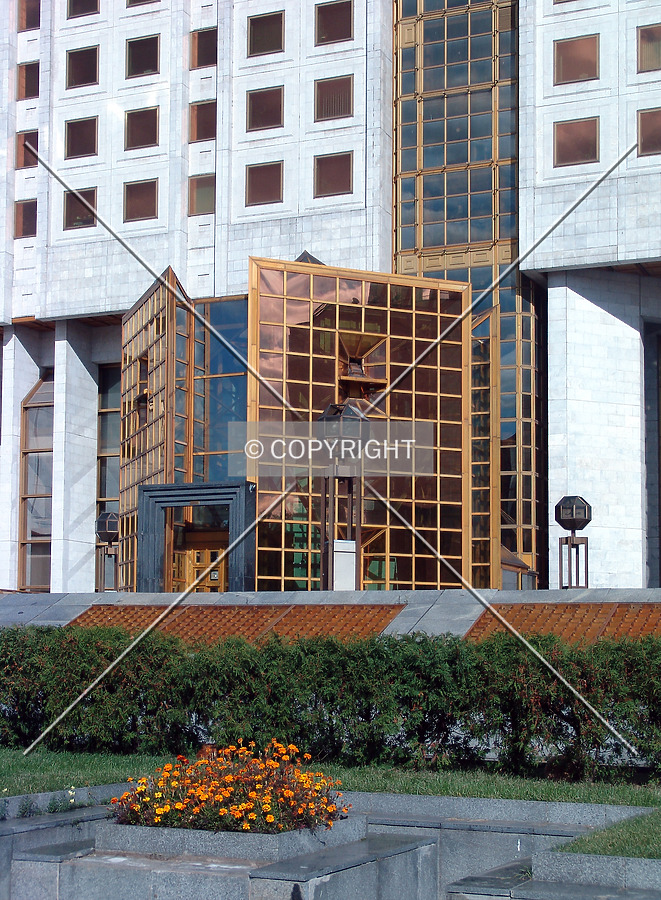 Entrance area at the southern side