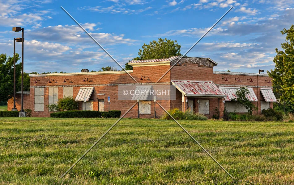 Photo 166-930-249