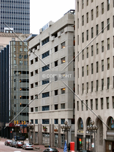 Photo 166-939-891