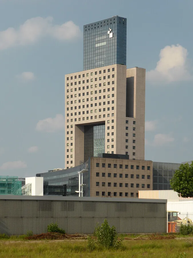 Photo 167-282-625