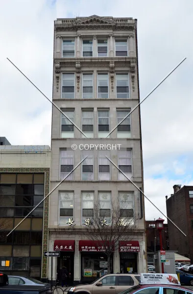 Photo 167-916-471