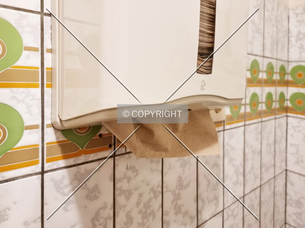 Photo 167-975-348