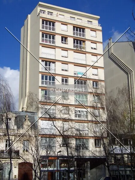 Photo 168-274-852