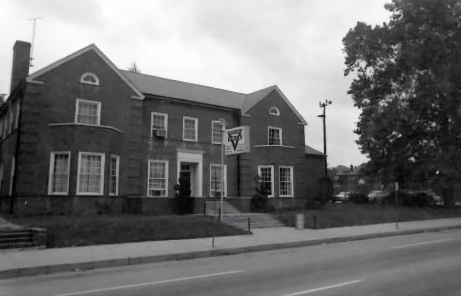 Photo 168-328-840