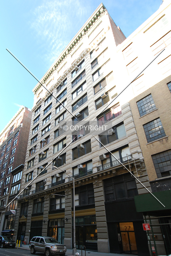 Photo 168-514-704