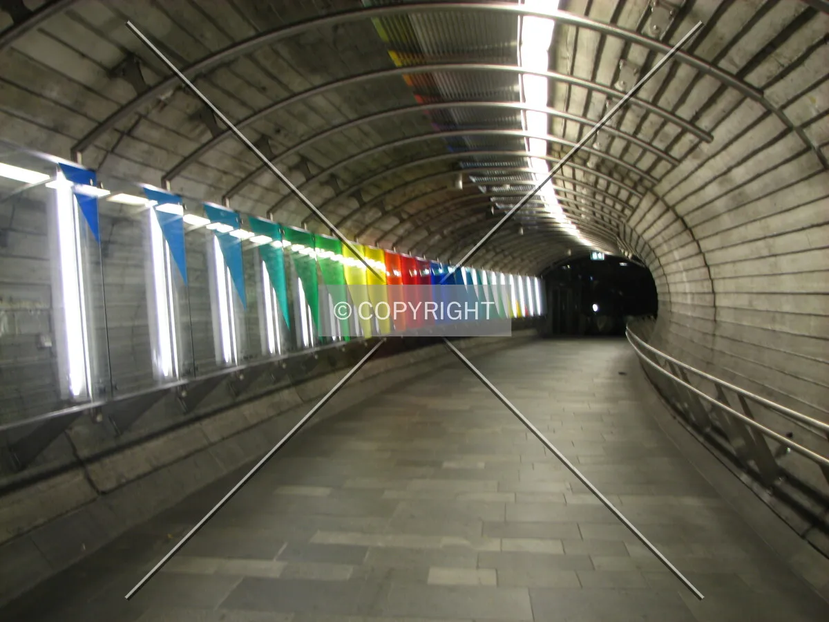 Passage from the south platform to the Drammensveien entrance