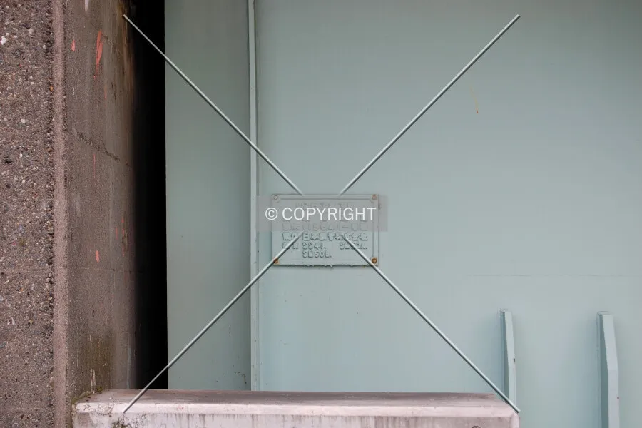 Photo 168-719-072