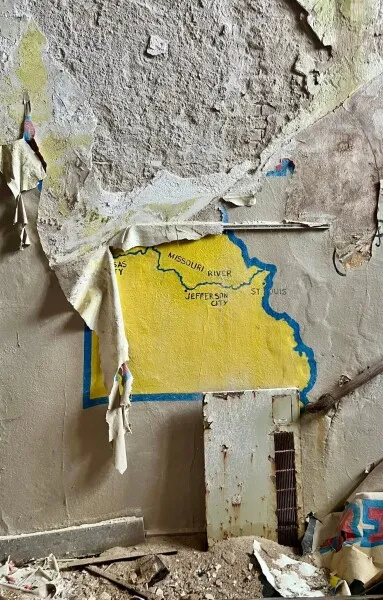 Photo 169-528-964