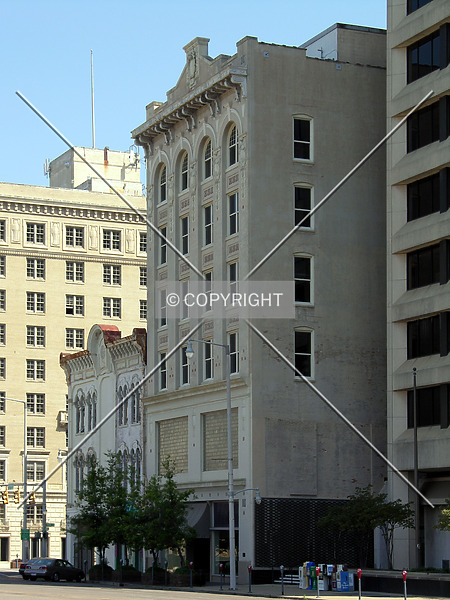Photo 169-737-131