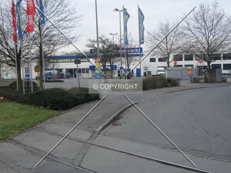 Photo 169-844-212