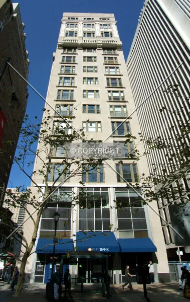 Photo 169-992-596