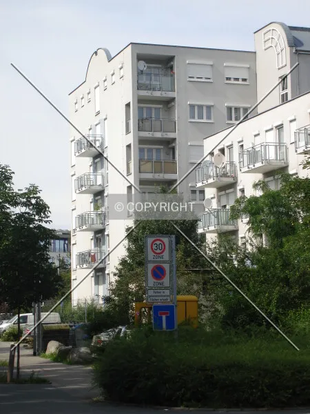 Photo 170-239-594