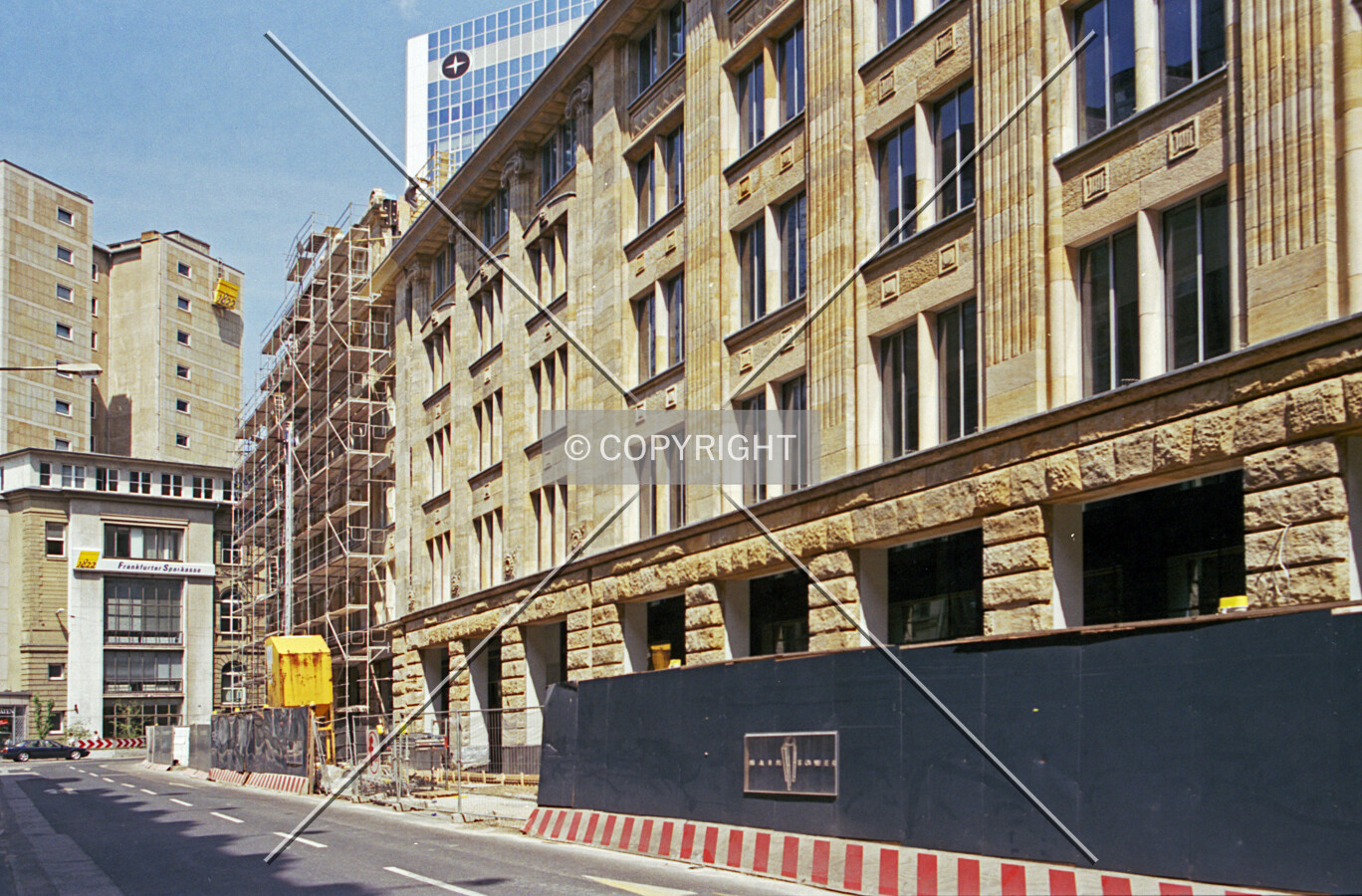 Photo 170-417-079