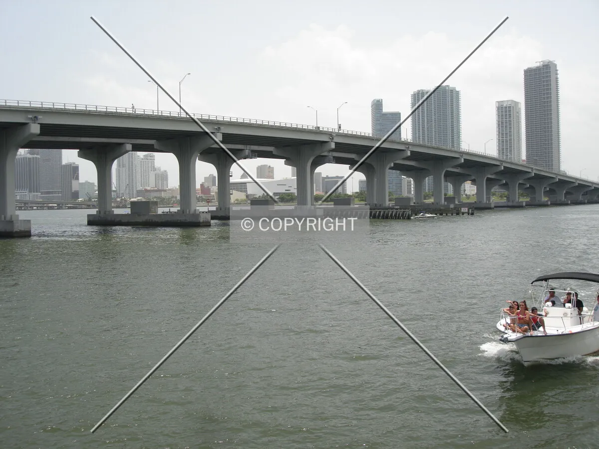 Photo 170-421-902