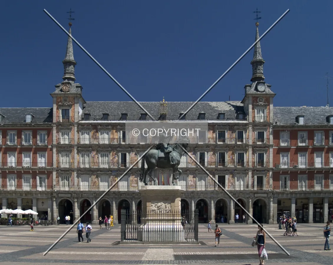 View from the south of Casa de la Panadería