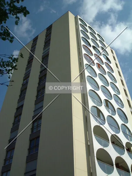 Photo 170-697-574