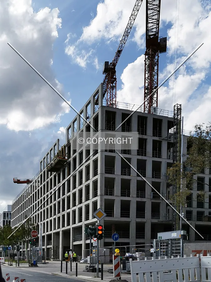 Photo 170-755-066