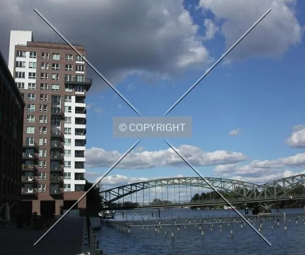 Photo 170-923-309