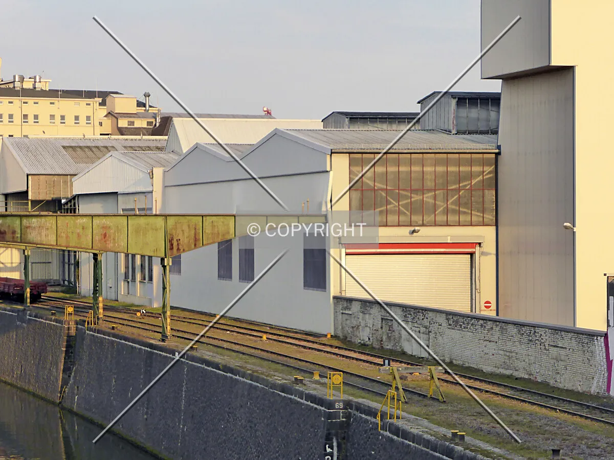 Photo 171-215-744