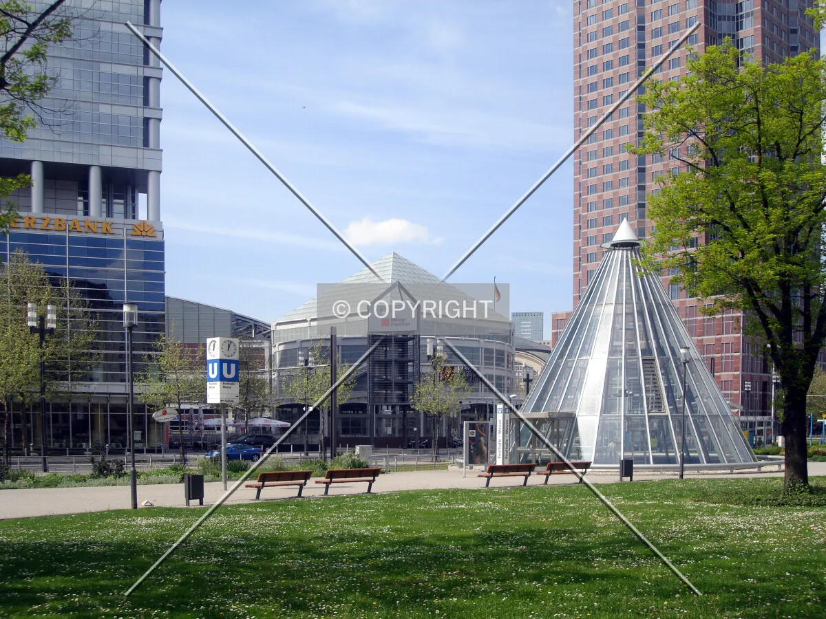 Photo 017-151-786