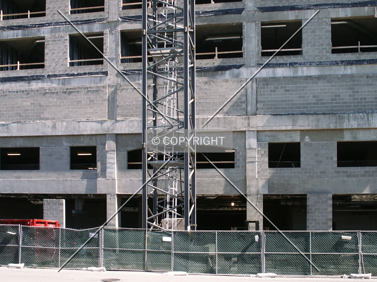 Central section of the base on Franklin Street