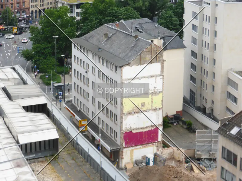 Photo 172-114-586
