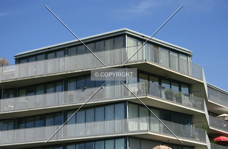 Photo 172-845-238