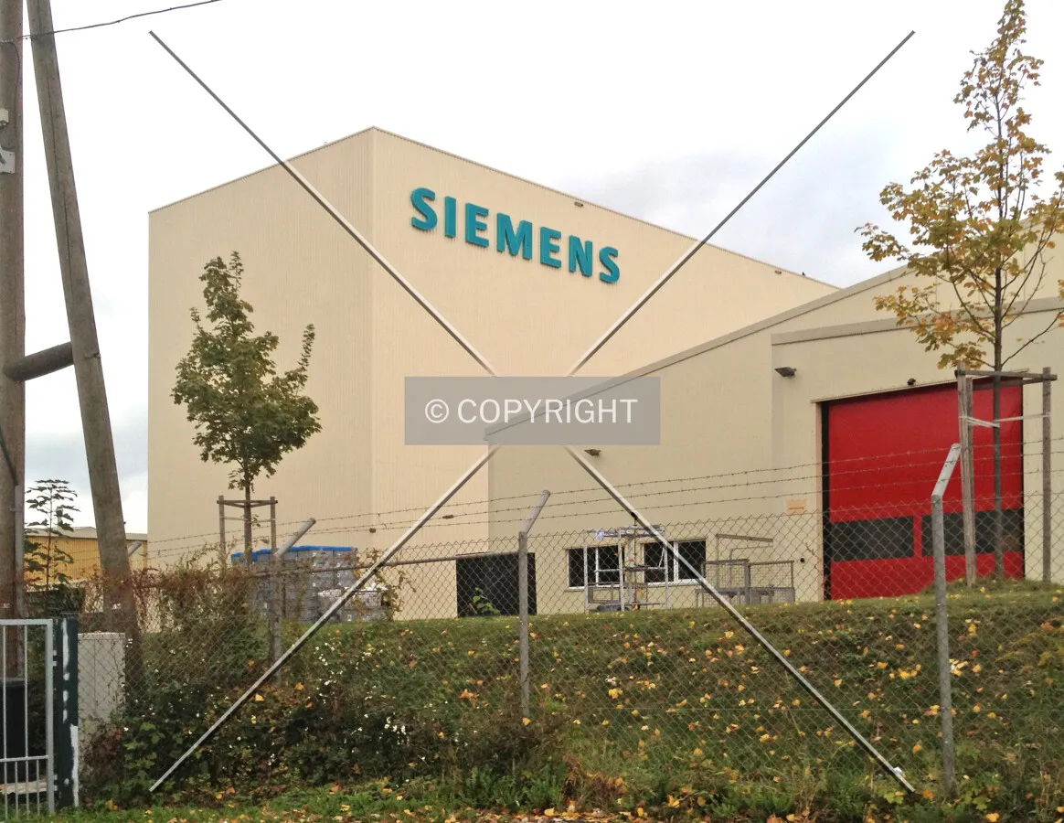 Large building occupied by Siemens AG