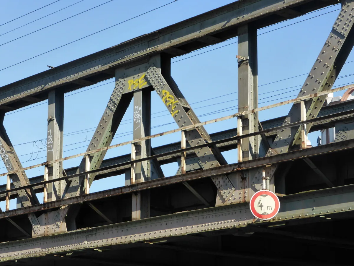 Photo 173-276-297